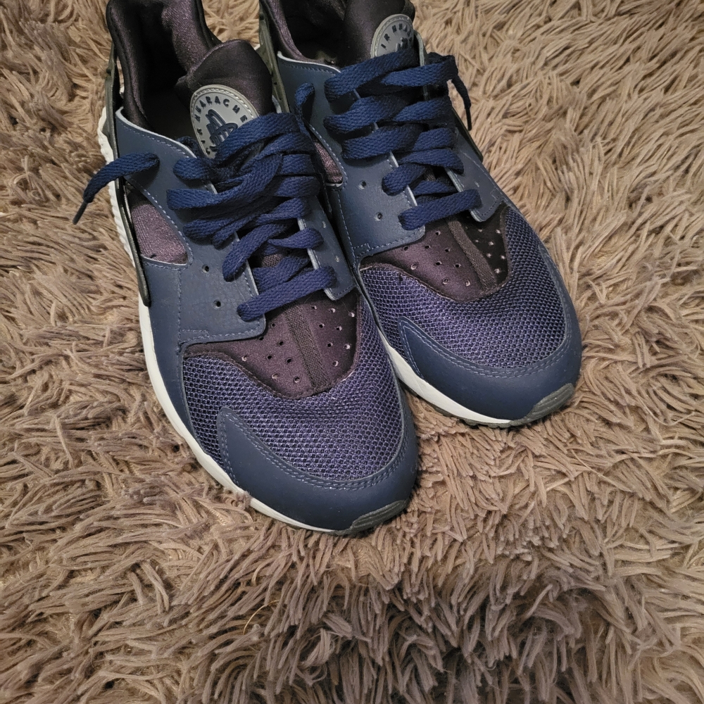 Nike Men's Navy and Gray Sneakers